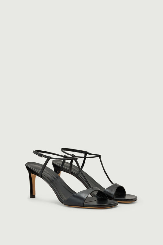 Sandalias Cecilie - Negro Cuero con Tacón - Soeur