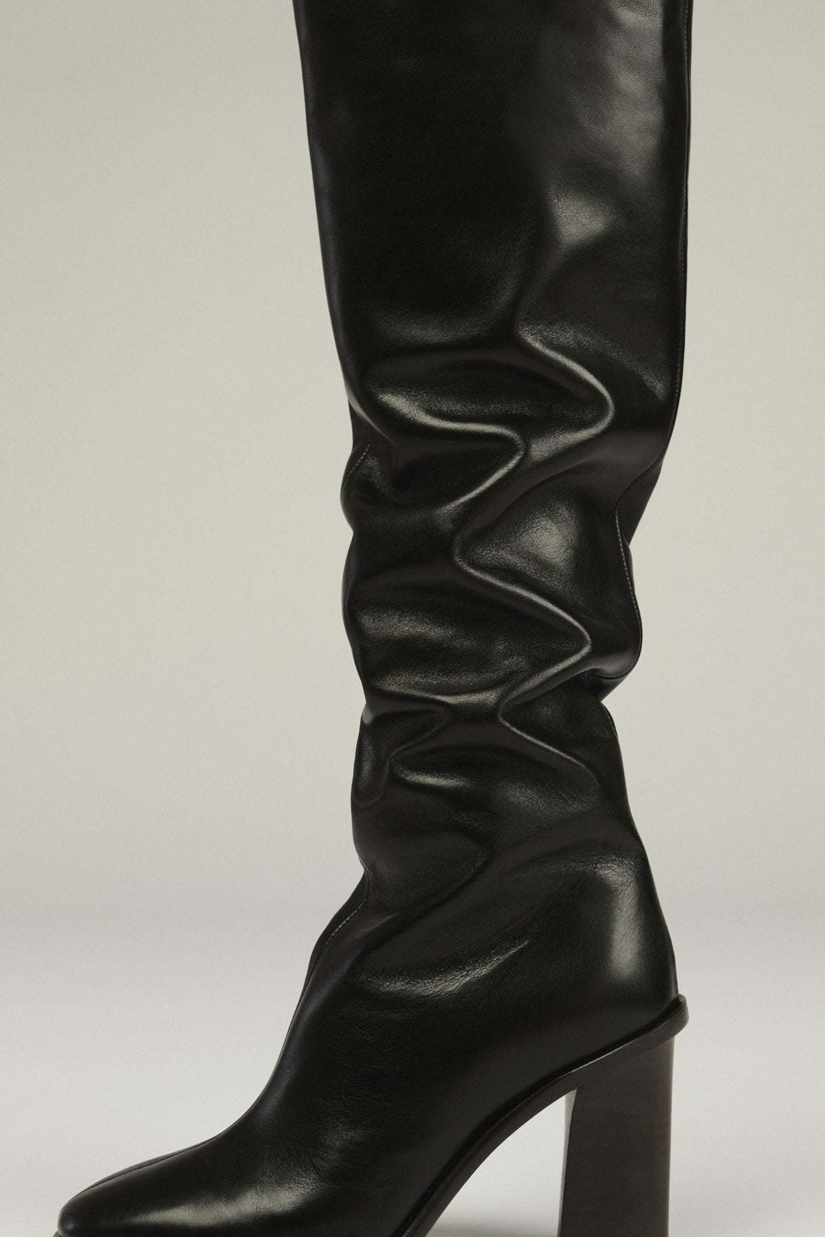 Botas Livia - Negro - Cuero - Mujer