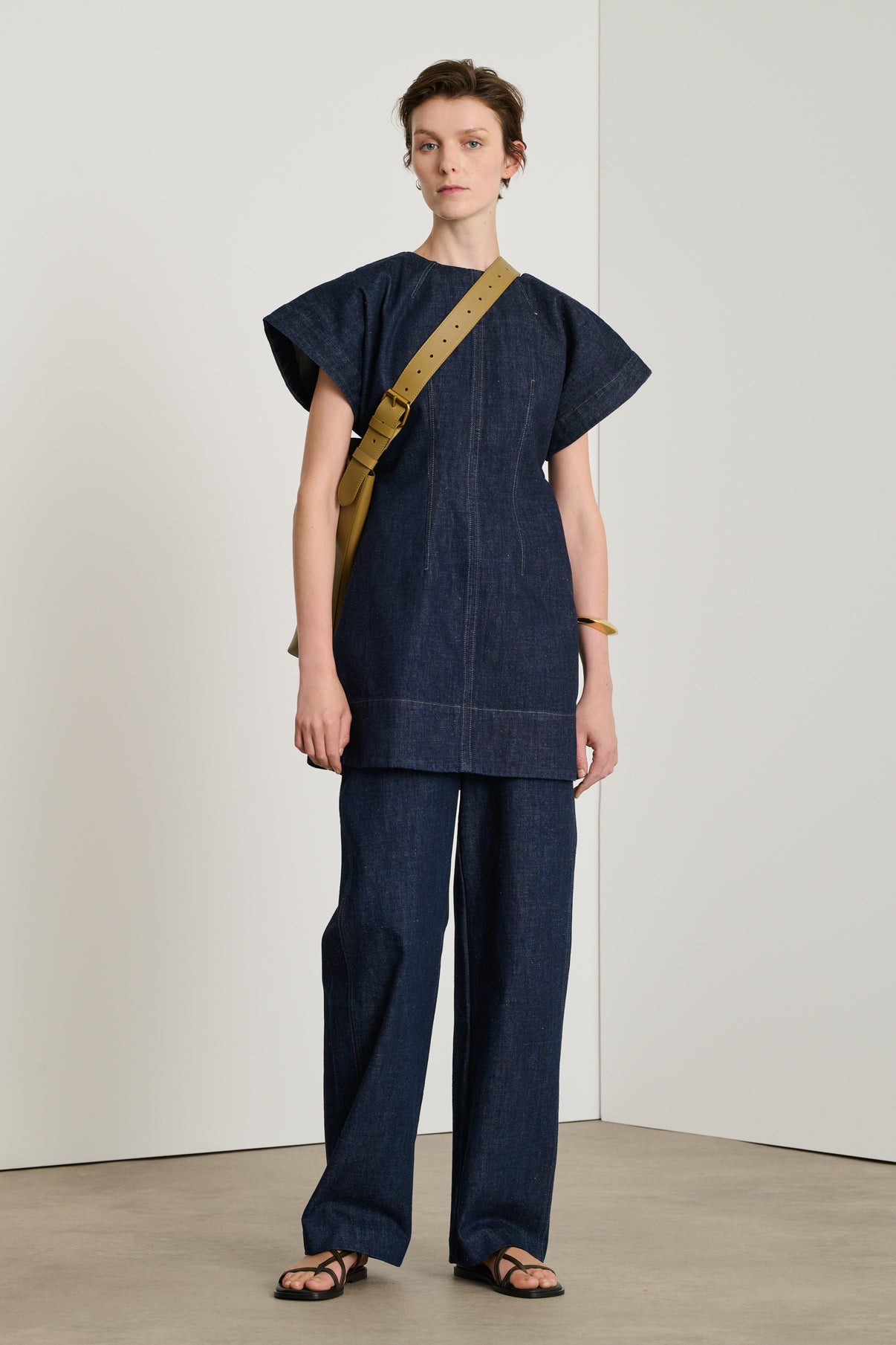 VESTIDO BAMBINO AZUL vue 4