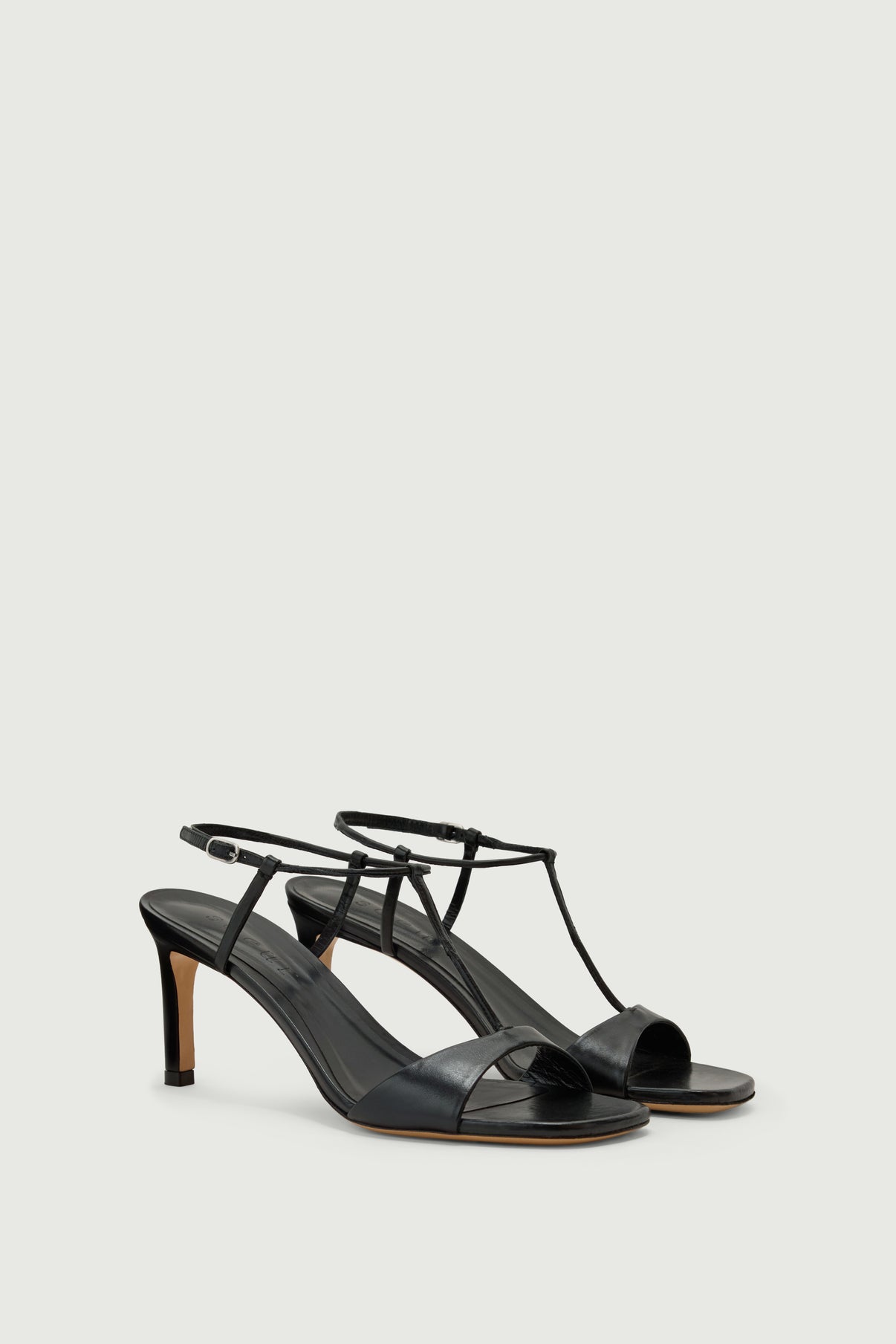 Sandalias Cecilie - Negro Cuero con Tacón - Soeur vue 4