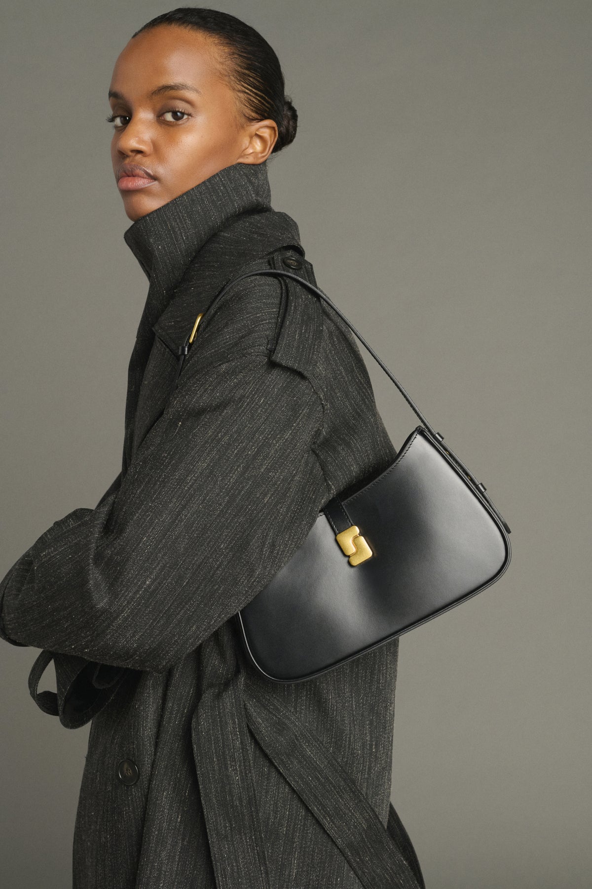Bolso Bonnie - Negro en piel box con hebilla S - Soeur vue 2