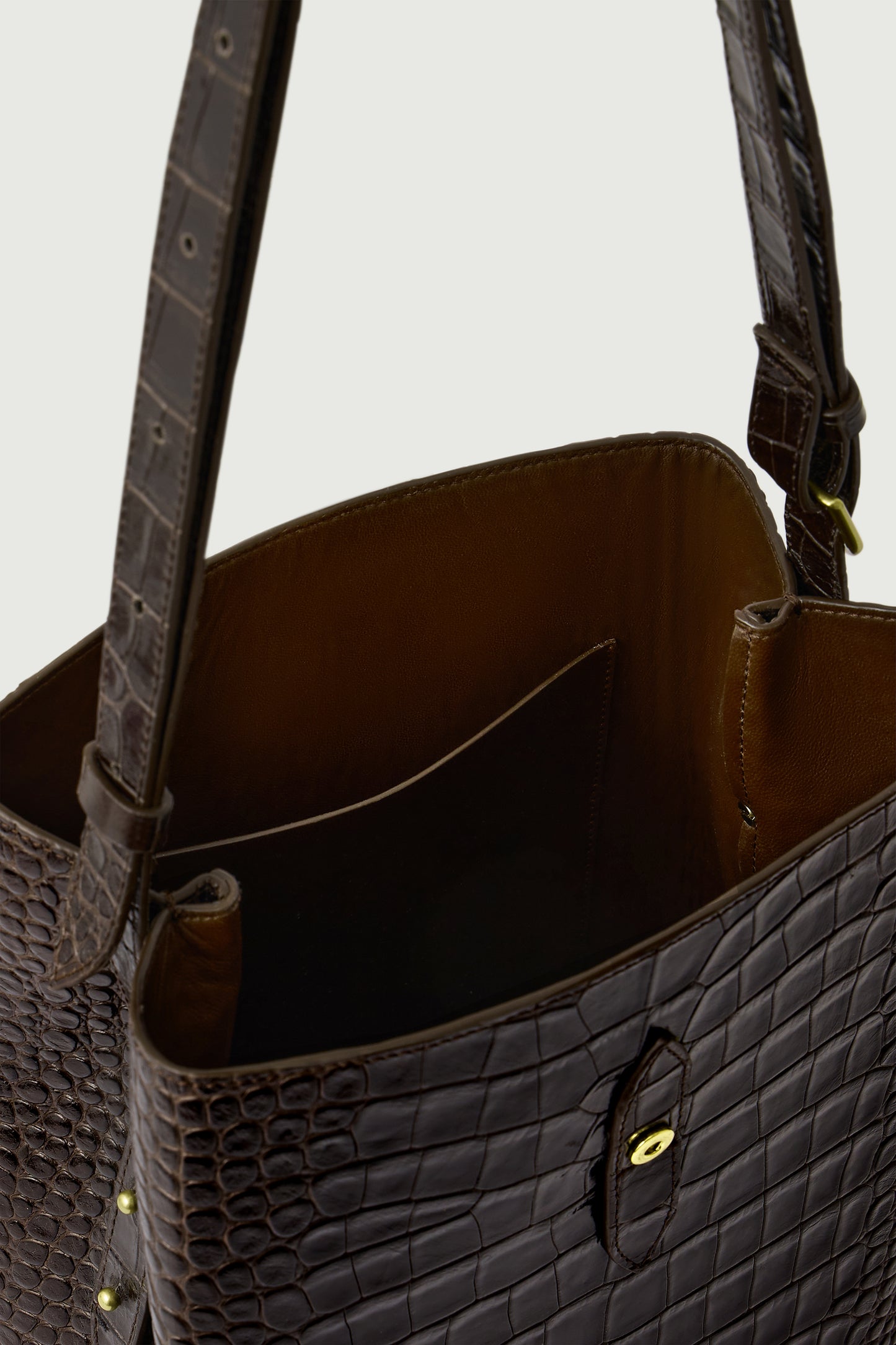 BOLSO BELLO MARRÓN